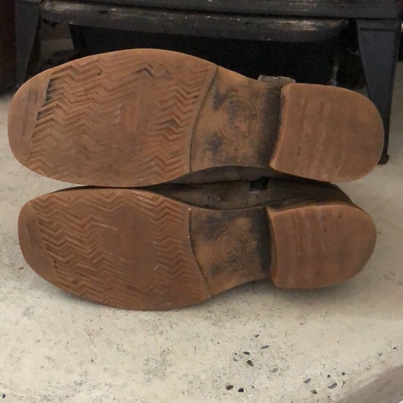 Bed|Stu Leather Boots - Picture 5 of 6